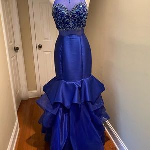 Gorgeous blue dress, formal, prom pageant